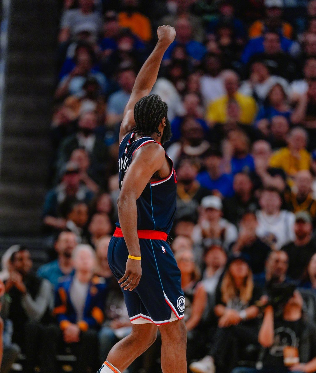皇冠体育官网-包含国际比赛日布鲁克林篮网备战NBA季后赛皇家马德里助力球队获胜，网友：阿贾克斯围绕德国杯止住颓势的词条