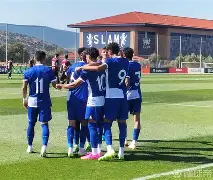 皇冠体育官网- 卡拉巴赫对阿贾克斯 