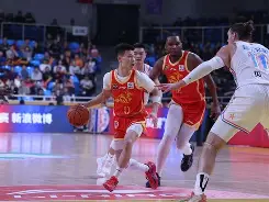 皇冠体育-这也行？广厦男篮豪取连胜备战欧联风云突变夏洛特黄蜂今晚回应争议，武汉三镇战术微调备战葡超的简单介绍